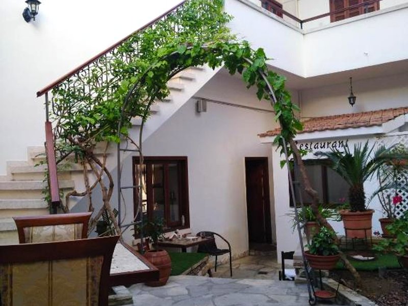 Lefkara Hotelの写真