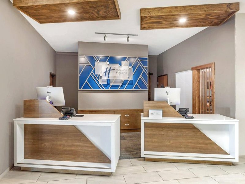 Holiday Inn Express Hotel and Suites Alice By IHGの写真