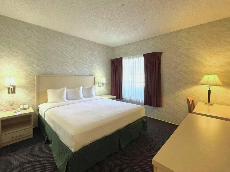 ラマダ バイ ウィンダムサウス エル モンテ (Ramada by Wyndham South El Monte)の写真