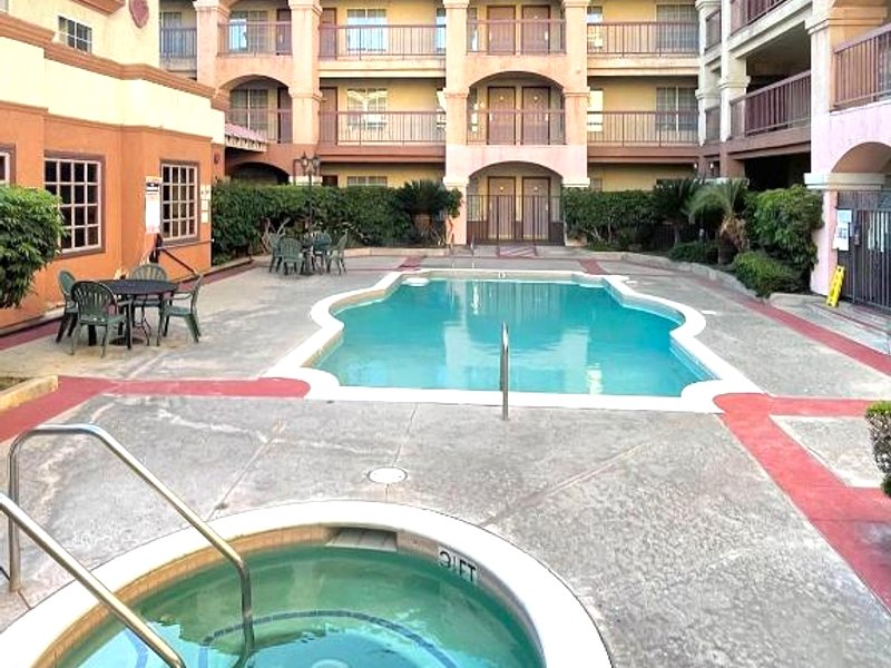 ラマダ バイ ウィンダムサウス エル モンテ (Ramada by Wyndham South El Monte)の写真