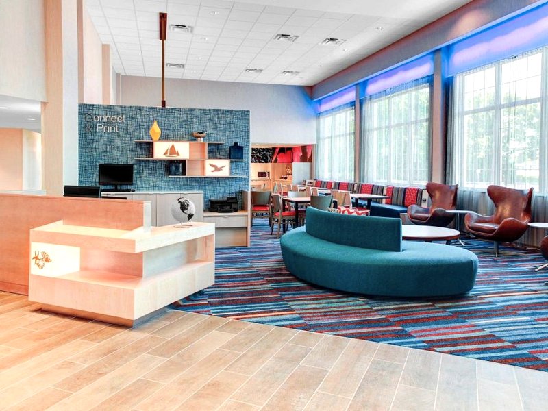 Fairfield by Marriott Inn & Suites Cape Cod Hyannisの写真