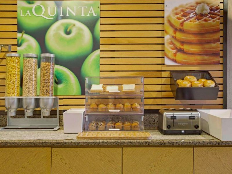 ラ キンタ イン バイ ウィンダム オーバーン ウースター (La Quinta Inn by Wyndham Auburn Worcester)の写真