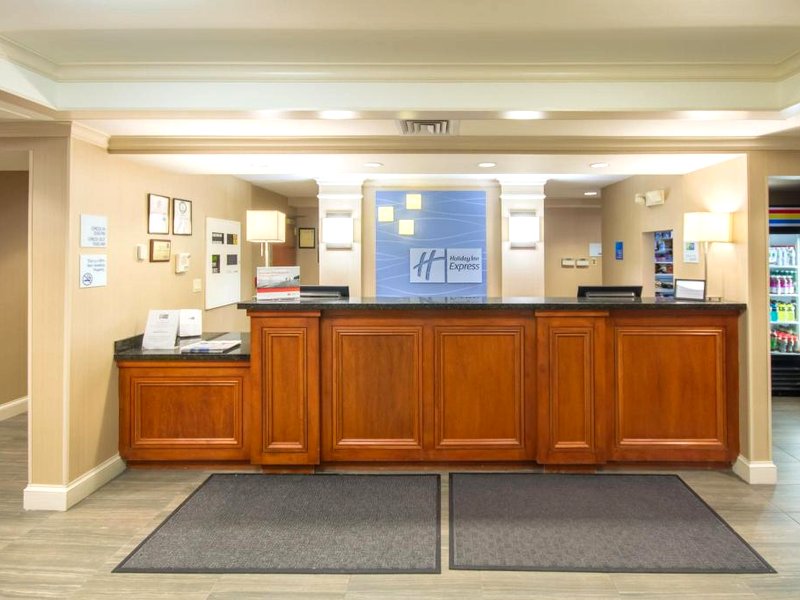 Holiday Inn Express Hotel & Suites Auburn By IHGの写真
