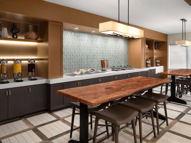 ダブルツリー バイ ヒルトン セーレム (DoubleTree by Hilton Salem)の写真