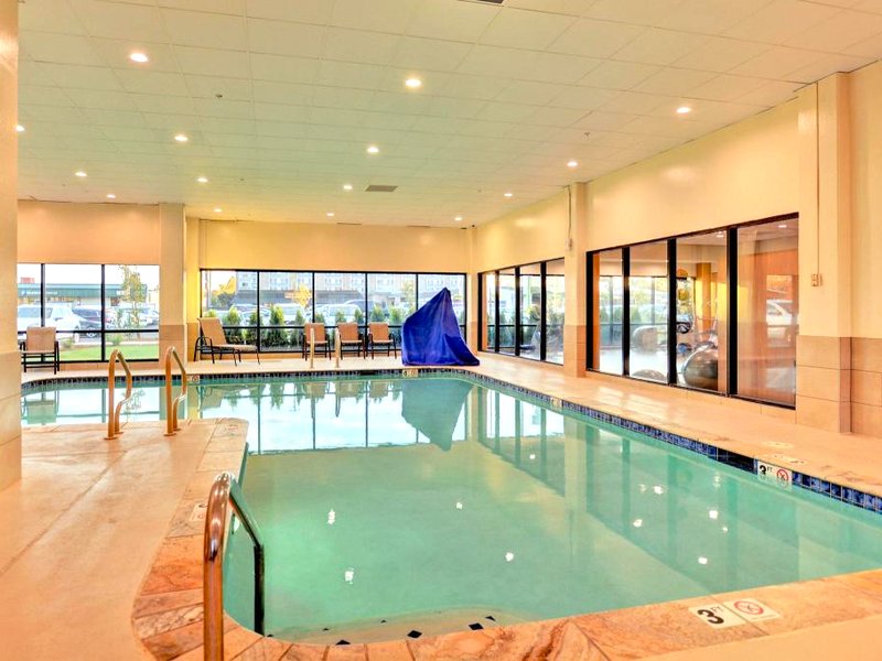 ホリデイ イン セーラム バイ IHG (Holiday Inn Salem By IHG)の写真