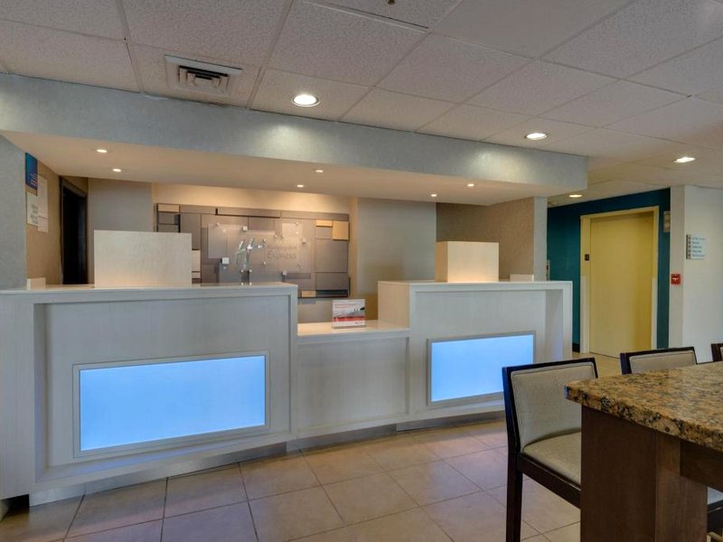 Holiday Inn Express Washington DC East- Andrews AFB By IHGの写真