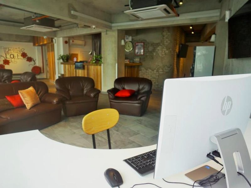 リヴェリン ガーデン ホテル (Riverine Garden Hotel)の写真