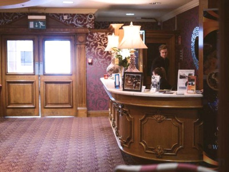 The Farnham Arms Hotelの写真