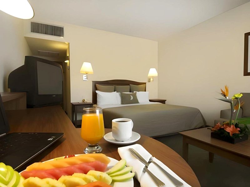 フィエスタ イン メヒカリ (Fiesta Inn Mexicali)の写真