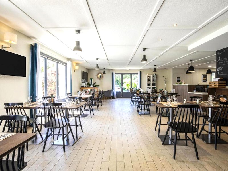 Campanile Fougeres Hotelの写真