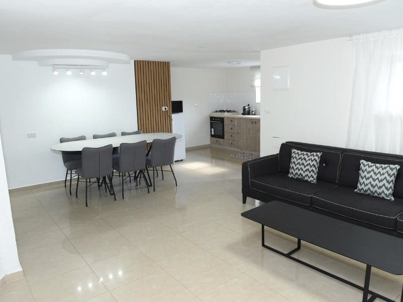 יחידת קורל בלב הגליל העליון coral unitの写真