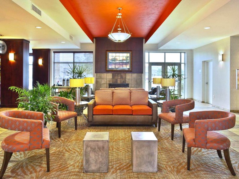 Holiday Inn & Suites Green Bay Stadium by IHGの写真