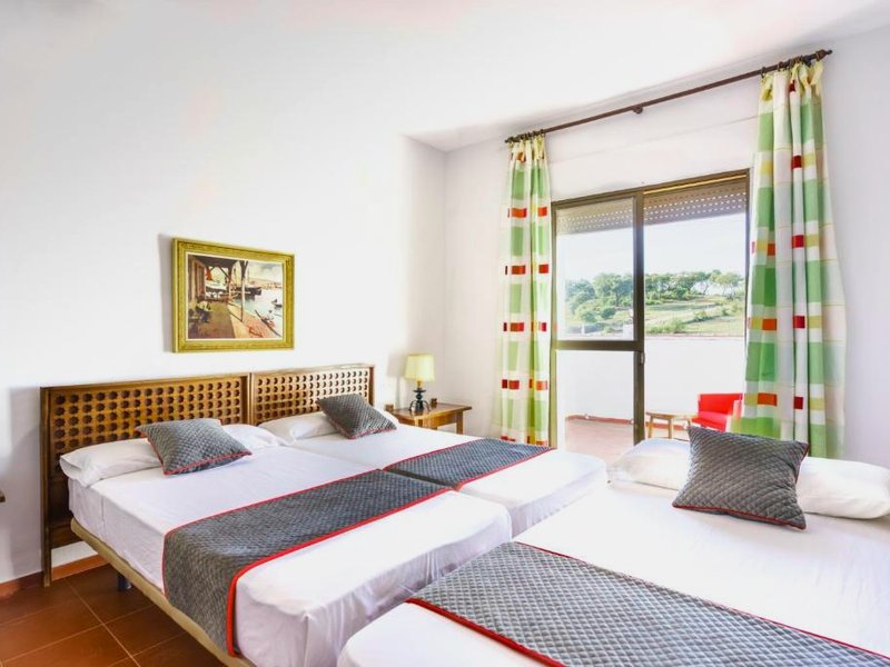 OYO ホテル ラス クンブレス (OYO Hotel Las Cumbres)の写真