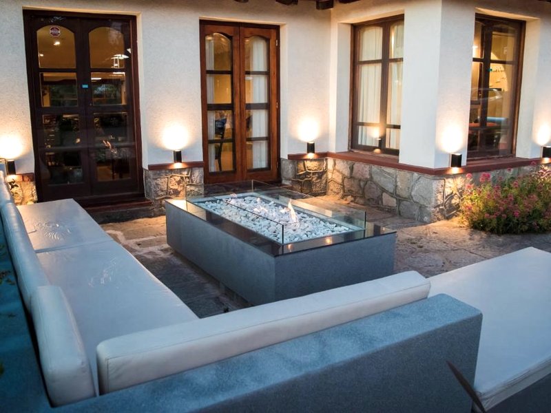 Hotel L