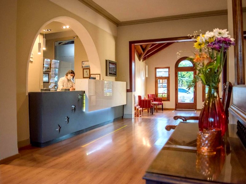 Hotel L