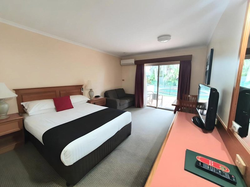 マクネビンズ パークウェイ ホテル (McNevins Parkway Motel)の写真