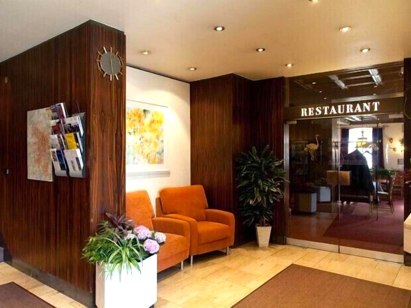ホテル シュトラウス (Hotel Strauss)の写真