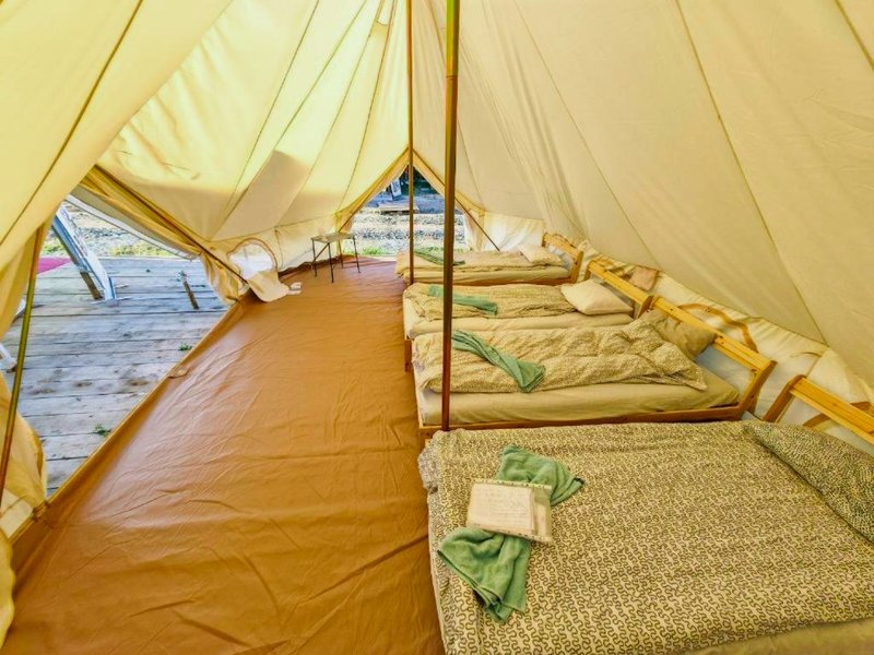 Camping by the beach Vama Vecheの写真