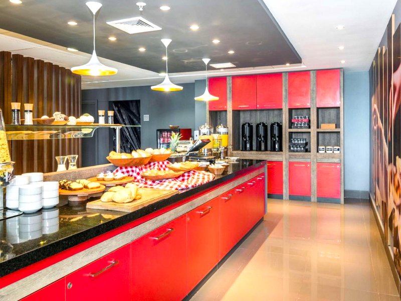 ibis Puerto Monttの写真