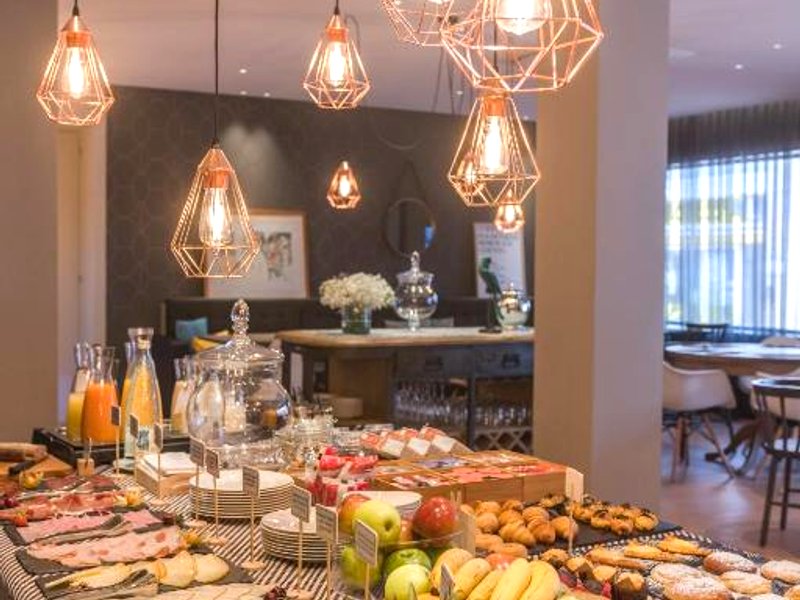 Up Rooms Vic Hotelの写真