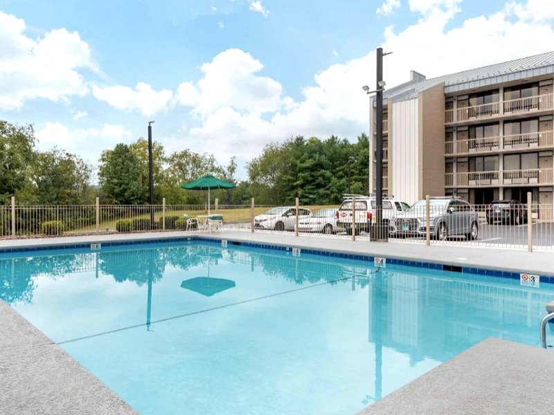 エクステンデッド ステイ アメリカ スイーツ - ブリストル (Extended Stay America Suites - Bristol)の写真