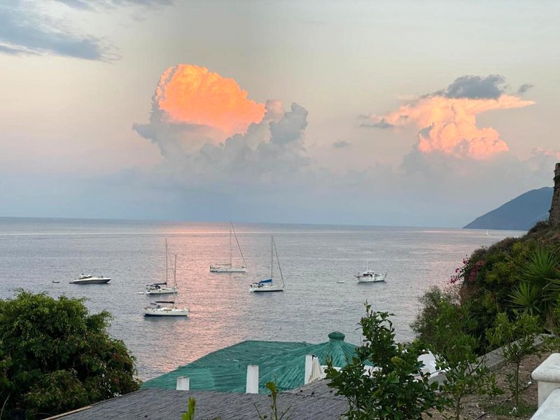 Lipari Centro Storico Flat 7 mins from portの写真