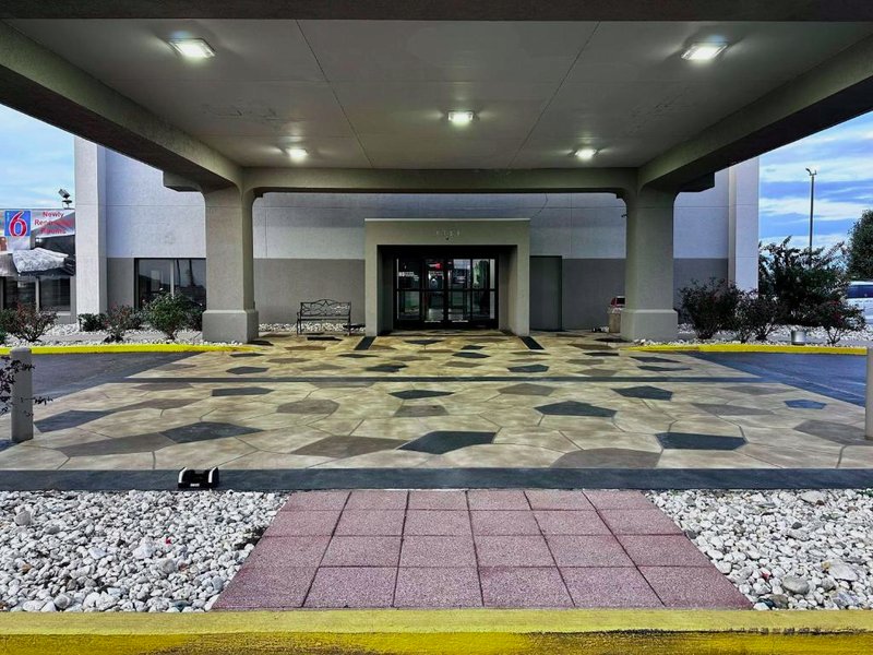 Motel 6 Pine Bluff, ARの写真
