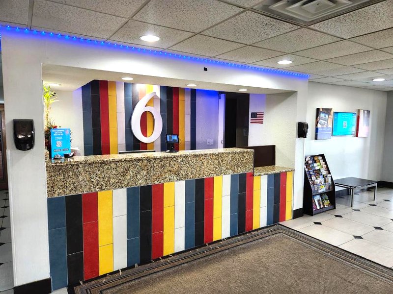 Motel 6 Pine Bluff, ARの写真