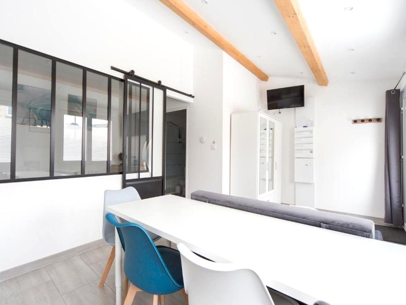 Résidence privée avec parking sécurisé - 9 personnes, 6 lits, 2 logements (Residence privee avec parking securise - 9 personnes, 6 lits, 2 logements)の写真