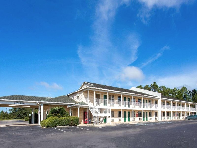 スーパー 8 バイ ウインダム モンティセロ (Super 8 By Wyndham Monticello)の写真