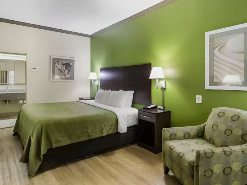 クオリティ イン アット オールバニー モール (Quality Inn at Albany Mall)の写真