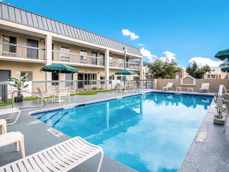 クオリティ イン アット オールバニー モール (Quality Inn at Albany Mall)の写真