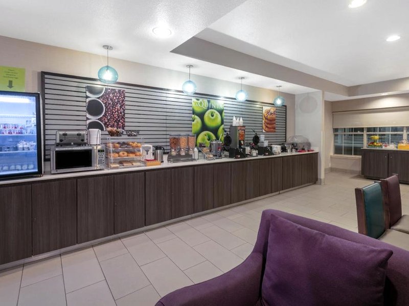 La Quinta Inn & Suites by Wyndham Rockwallの写真