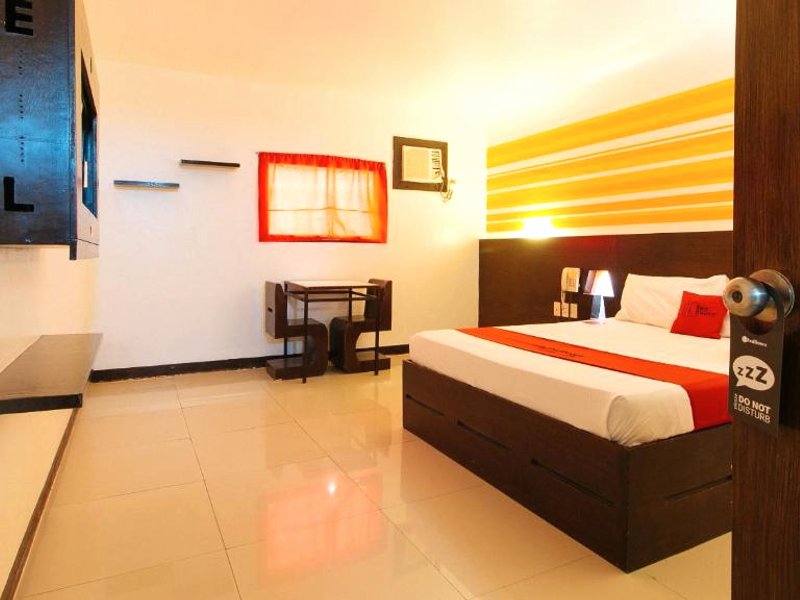 レッドドアーズ アット EL ランウェイ ホテル ブラカン (RedDoorz @ EL Runway Hotel Bulacan)の写真