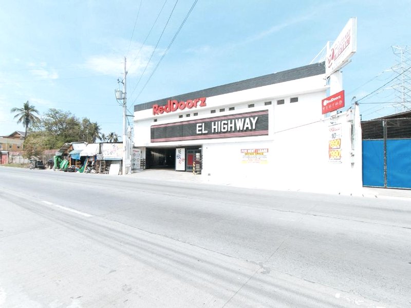 レッドドアーズ アット EL ハイウェイ ホテル ブラカン (RedDoorz @ EL Highway Hotel Bulacan)の写真