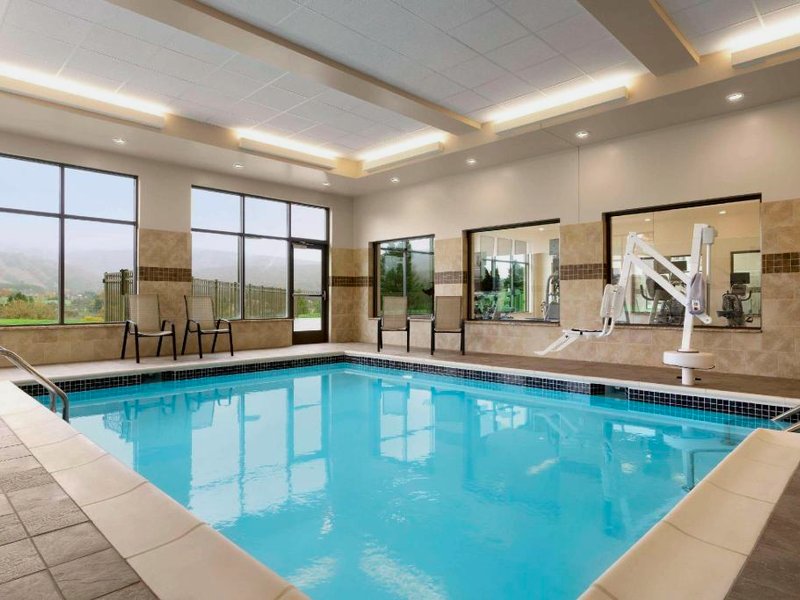 ウインダム ガーデン ステート カレッジ (Wyndham Garden State College)の写真