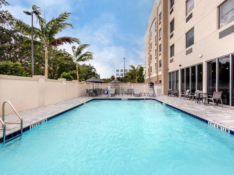 Holiday Inn Express And Suites Miramar By IHGの写真