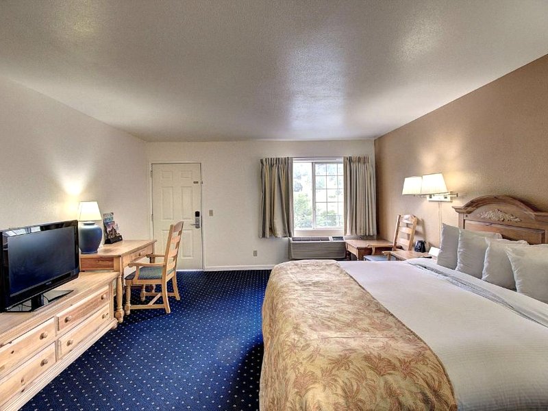 デイズ イン & スイーツ バイ ウィンダム ロロ (Days Inn & Suites by Wyndham Lolo)の写真