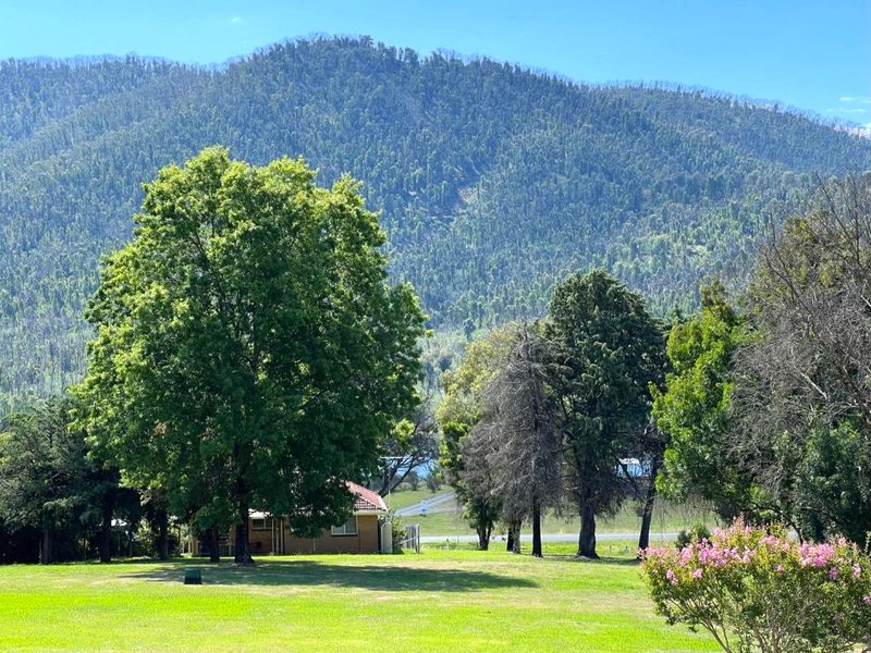 Talbingo Lodge - Selwyn Accommodationの写真