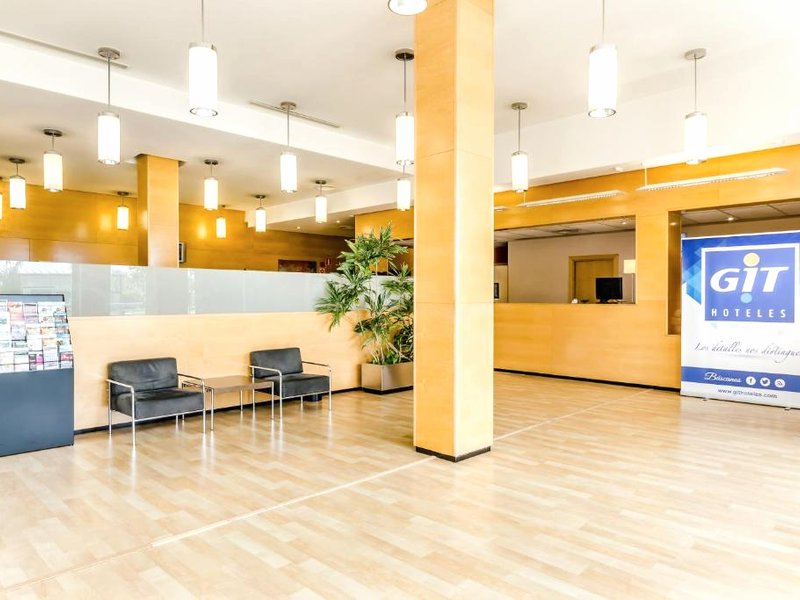 Hotel YIT Ciudad De Zaragozaの写真