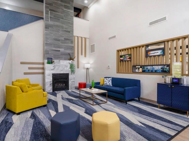 Comfort Inn & Suites Hampton near Coliseumの写真