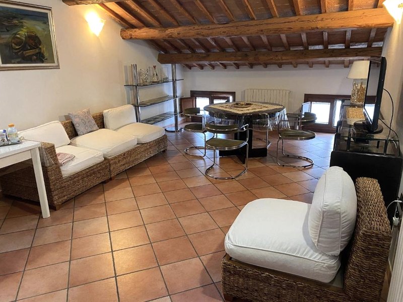 NIDO TRA LE MURAの写真