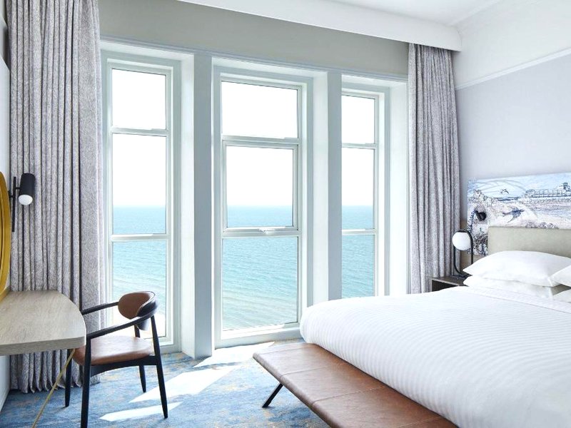 ボーンマウス ハイクリフ マリオット ホテル (Bournemouth Highcliff Marriott Hotel)の写真