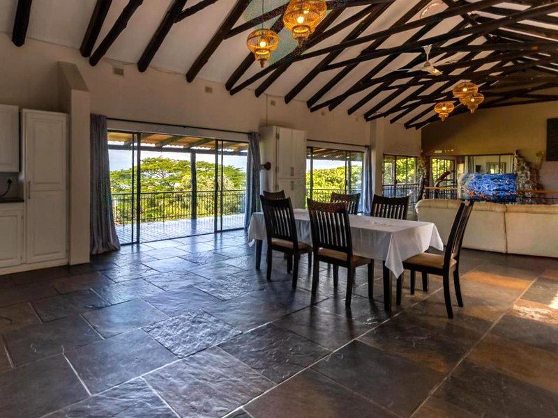 The Tropical Hutの写真