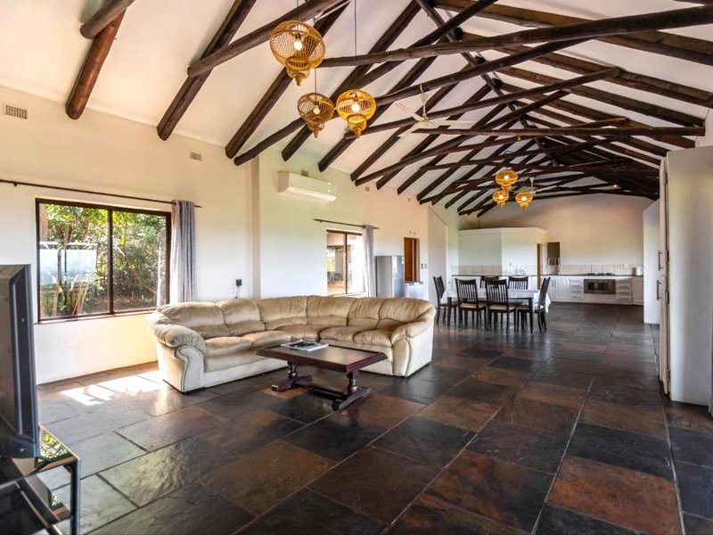 The Tropical Hutの写真