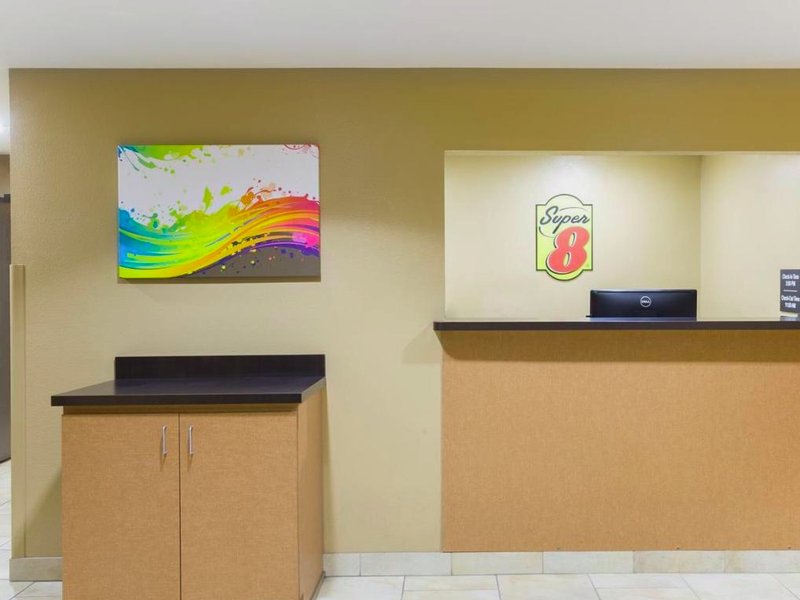 Super 8 By Wyndham Radcliff Ft. Knox Areaの写真