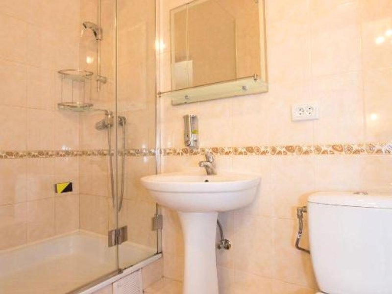 ［カロリノ ブハズ］アパートメント（650m²）｜ 4ベッドルーム／1バスルーム (Hotel Adam and Eve.)の写真