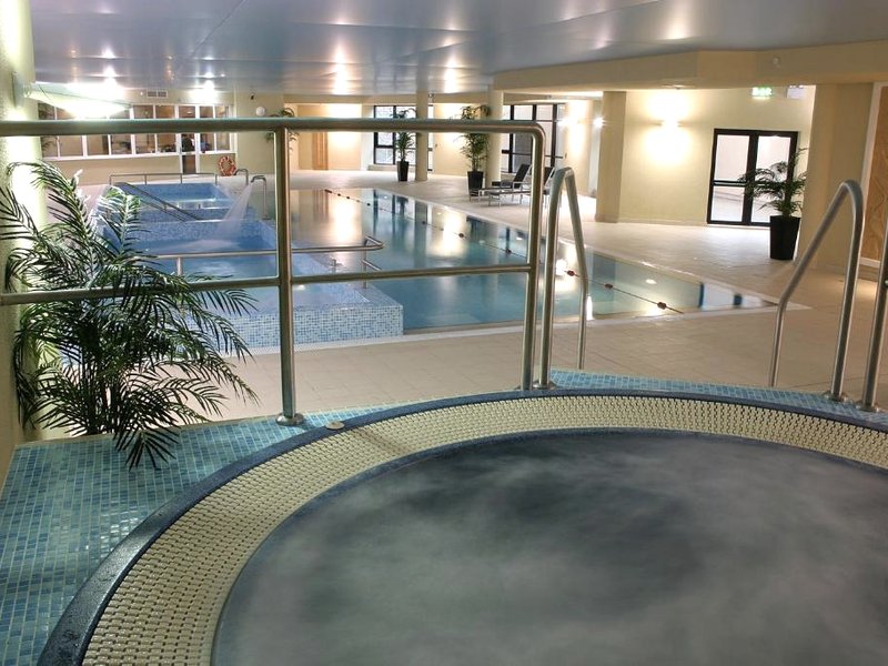 アンバー スプリングス ホテル (Amber Springs Hotel)の写真