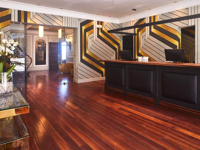 Hotel Silken Palacio Uribarrenの写真