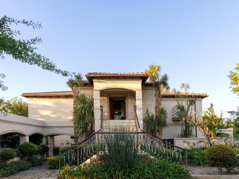 Dawn Mountains Farmの写真